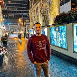 Meet your Posher, Amin